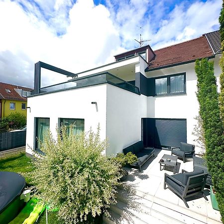 Dayyounglife Mit Terrasse Grill Parkplatz Norimberk Exteriér fotografie